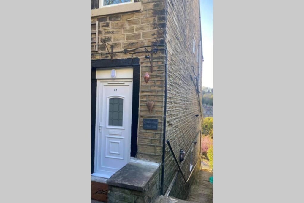 Crystal Cottage - 5 Min Walk From Holmfirth Town Centre ภายนอก รูปภาพ